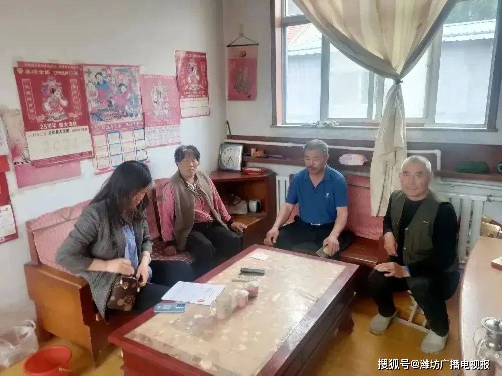 球友会“红色代办”暖人心 服务群众“零距离”(图2)