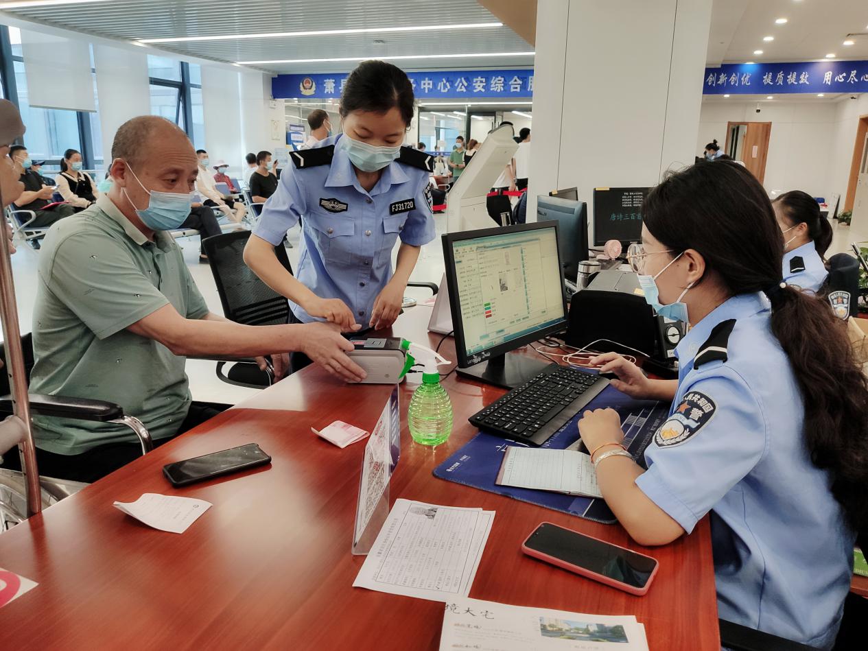 球友会萧县公安局：“政务+警务”帮代办服务打通服务“最后一公里”(图1)