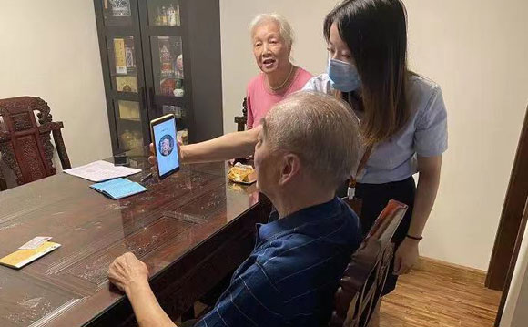 政务服务“帮代办” 营商环境“更添彩”(图4)