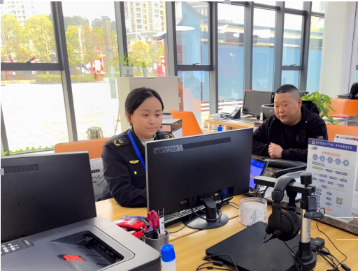 开阳县：跨省帮代办服务打破地域壁垒(图1)