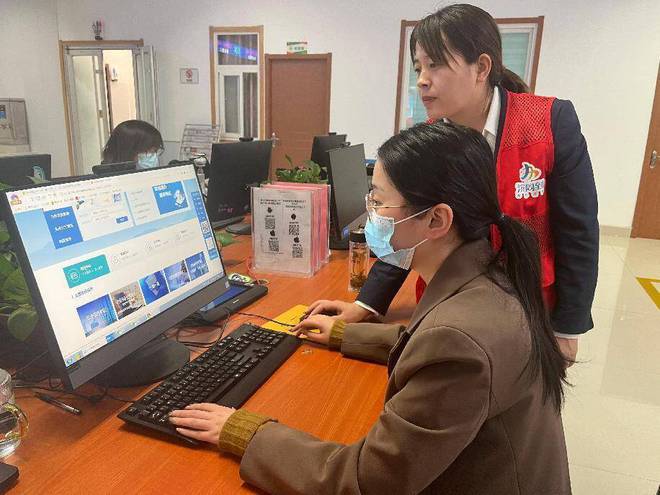 沾化区行政审批局：帮办代办贴心办 精准服务“零困难”(图1)