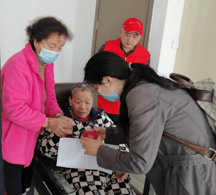 高效又暖心！帮办代办用心办(图2)