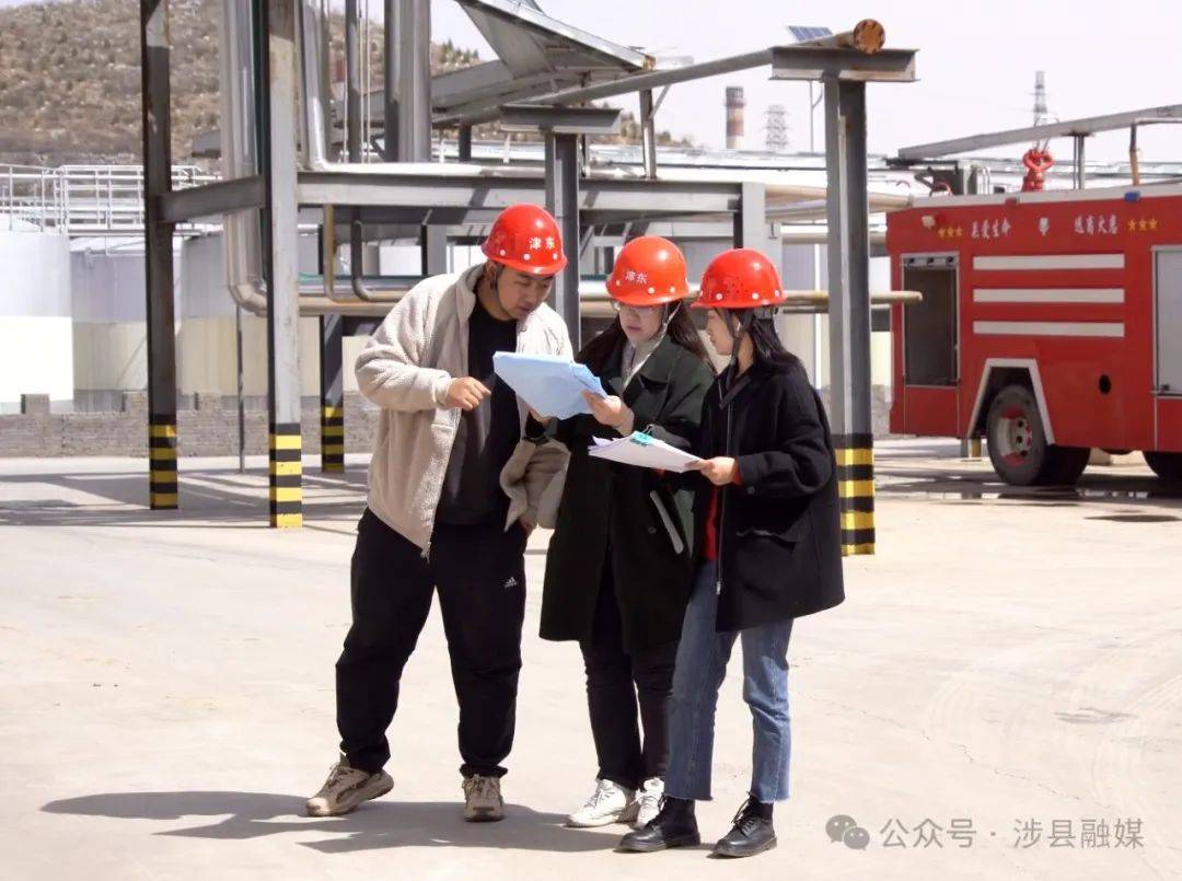 涉县：帮办代办上门办 服务企业零距离(图1)